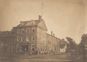 Marshall House, Alexandria, Virginia, 1861 de Egbert Guy Fowx