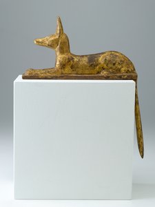Anubis en Forma de Chacal Reclinado
