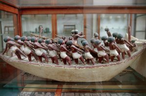 Modelo a escala de barco de la Tumba de Meketre, Deir el-Bahari, Egipto, civilización egipcia, Reino Medio, XI Dinastía