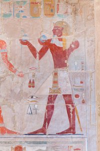 Imagen en bajorrelieve que representa a un faraón haciendo ofrendas, templo de Hatshepsut de Deir Al Bahari, Luxor, Egipto (foto) de Egyptian 18th Dynasty