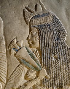 Dejat, detalle del bajorrelieve pintado que representa a Imenmes y Dejat, padres del general Imeneminet, de la tumba de Menfis, Civilización egipcia, Reino Nuevo, dinastía XVIII. de Egyptian 18th Dynasty