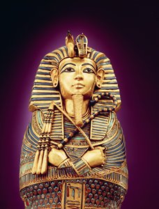Detalle de la vista frontal de uno de los ataúdes canópicos, de la Tumba de Tutankamón, Nuevo Reino de Egyptian 18th Dynasty