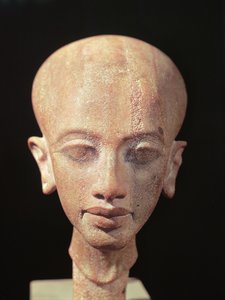 Busto retrato de una hija del rey Akhenatón (1353-1337 a.C.) c.1375 a.C.