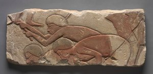 Talatat: Hombres arando la tierra, c.1353-1347 a.C. (arenisca pintada) de Egyptian 18th Dynasty