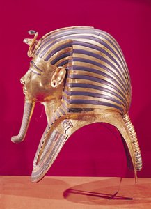 La máscara de oro, del tesoro de Tutankamón (c.1370-52 a.C.) c.1340 a.C.