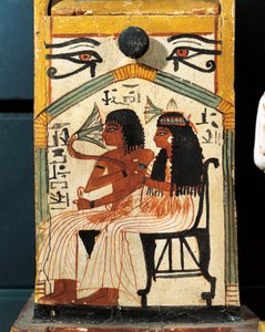 Caja shabti de madera pintada de Khabekhent, difunto sentado con su esposa, detalle de Egyptian 19th Dynasty