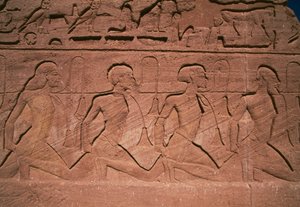 Prisioneros del Norte, bajorrelieve en la base de los gigantes del Gran Templo de Ramsés II, Abu Simbel (Lista del Patrimonio Mundial de la UNESCO de Egyptian 19th Dynasty