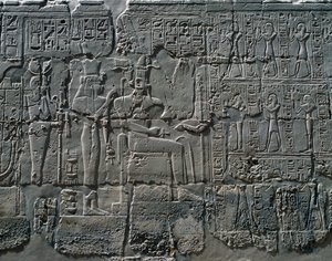 Escenas de ofrendas a los dioses, relieve, paredes interiores de la Gran Sala Hipóstila, complejo del templo de Karnak (Lista del Patrimonio Mundial de la Unesco de Egyptian 19th Dynasty