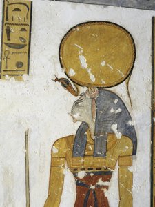 Egipto, Tebas, Luxor, Valle de los Reyes, Tumba del Príncipe Mentuherkhepeshef, pintura mural de la diosa Bastet con cabeza de gato, dinastía 20