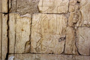 Antigüedad egipcia: relieve que representa a portadores de ofrendas. Tumba de Ankh-Hor (Ankh Hor) (TT414) (Dinastía XXVI, 672-525 a.C.), Luxor (Tebas), Egipto de Egyptian 26th Dynasty