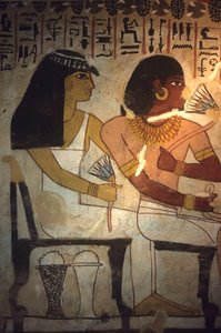 Antiguo Egipto, Pintura mural, Tumba de Sennufer, Tebas, Sennufer y su hermana Merit sostienen flores de loto, Sennufer, alcalde de Tebas y supervisor bajo el faraón Amenofis II. de Egyptian Egyptian