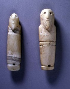 Etiquetas con cabezas masculinas con barba (marfil) de Egyptian Egyptian
