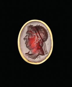 Anillo de intaglio helenístico con retrato real de un gobernante ptolemaico, probablemente Ptolomeo IX, Sóter II, finales del siglo II - principios del siglo I a.C. de Egyptian Ptolemaic Period