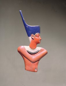 Figura incrustada de un rey