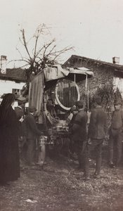 Álbum de la Primera Guerra Mundial en Friuli-Venecia Julia: coche fotoeléctrico, 01-04/1916 de Elena Bianconcini