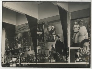 Interior del pabellón soviético en la Exposición Internacional de Prensa, Colonia de Eliezer Markowich Lissitzky