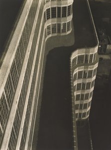 Luz solar para la industria de Elmer Livingston MacRae