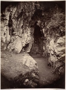 Cueva Hoa Nghiem, Gruta de la Transformación Augusta, c. 1875 de Emile Gsell