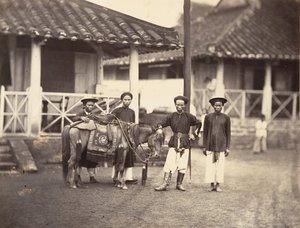 Rico anamita montando a caballo, Cochinchina, 1866 de Emile Gsell