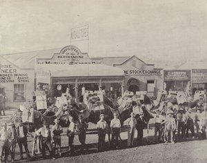 Un tren de camellos, Coolgardie, Australia Occidental de English Photographer