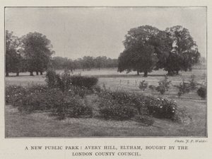 Un nuevo parque público, Avery Hill, Eltham, comprado por el Consejo del Condado de Londres de English Photographer