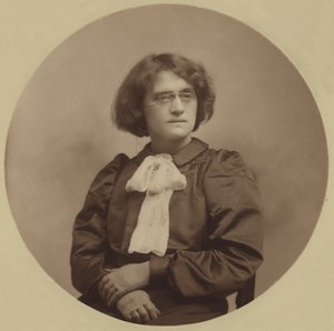 Beatrice Harraden de English Photographer