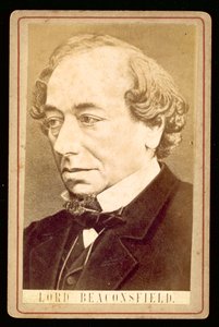 Benjamin Disraeli, Lord Beaconsfield, retrato de English Photographer
