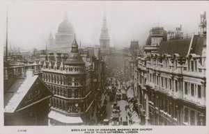 Vista aérea de Cheapside mostrando la Iglesia Bow y la Catedral de San Pablo, Londres