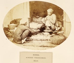 Bunnea, comerciante hindú, Delhi, de The People of India, por J. Forbes Watson, publicado en 1868 de English Photographer
