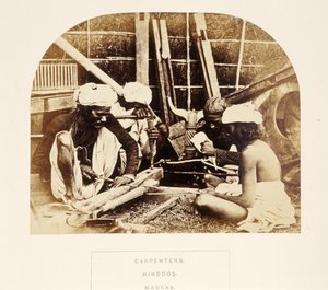 Carpinteros, Hindúes, Madrás, de The People of India, por J. Forbes Watson, publicado en 1868 de English Photographer