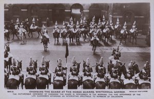 Cambio de guardia, Horse Guards, Whitehall, Londres de English Photographer
