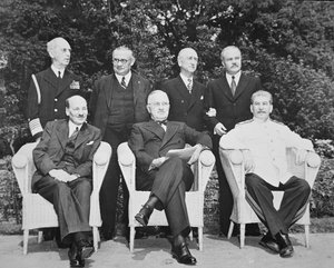 Clement Attlee (1883-1967) El Presidente Harry S. Truman (1884-1972) y Joseph Stalin (1879-1953) en la Conferencia de Potsdam de English Photographer