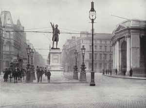 College Green, Dublín, con la estatua de Grattan de English Photographer