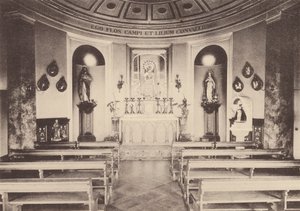Convento del Sagrado Corazón, Roehampton: Capilla de Mater Admirabilis (foto b/n) de English Photographer