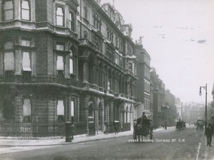 Curzon Street, Londres de English Photographer