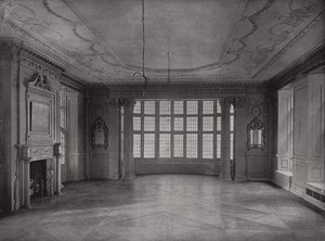Sala de estar, mirando hacia la bahía, Casa Ashorne Hill, cerca de Leamington, Inglaterra de English Photographer