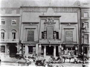 Salón Egipcio, Piccadilly 1895 de English Photographer