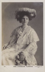 Evangeline Florence, soprano británica nacida en Estados Unidos de English Photographer
