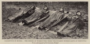 Fanatismo en Rusia, los Cuerpos de Mujeres que fueron Enterradas Vivas Voluntariamente en Ternovka de English Photographer