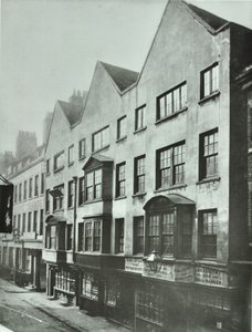 Fetter Lane, parte trasera de Barnards Inn, Ciudad de Londres, 1879 de English Photographer