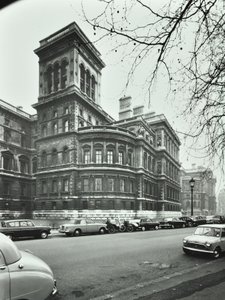 Oficina de Asuntos Exteriores, Whitehall, Westminster: elevación hacia Saint James