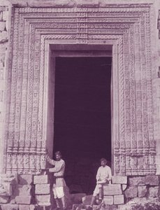 Puerta Pagoda Negra, Kanarak de English Photographer