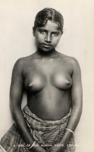 Niña de la casta Rodiya en Sri Lanka (foto en blanco y negro) de English Photographer