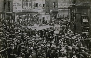 En Petticoat Lane, Londres, en la mañana del domingo de English Photographer