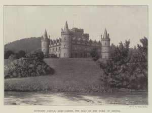 Castillo de Inverary, Argyllshire, la Residencia del Duque de Argyll de English Photographer