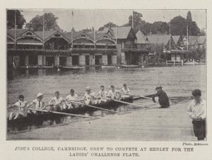 El equipo de Jesus College, Cambridge, para competir en Henley por el Ladies Challenge Plate de English Photographer