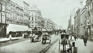 John Lewis, Oxford Street, Westminster LB: mirando al este por Oxford Circus, 1890 de English Photographer