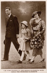 El Rey Jorge VI y la Reina Isabel con su hija la Princesa Isabel (luego Reina Isabel II)