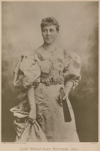 Lady Renals - Lady Mayoress, 1894-95 de English Photographer