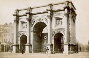Marble Arch, Oxford Street, Londres de English Photographer